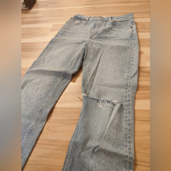 Reformation Cynthia Hi Rise Jeans - Picture 4 of 4